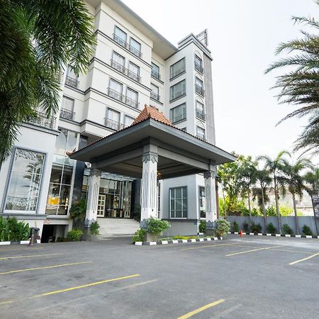 Grand Serela Yogyakarta Esterno foto
