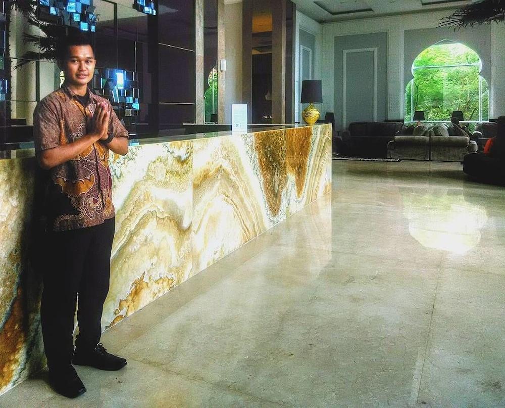 Hotel Grand Serela Yogyakarta Esterno foto