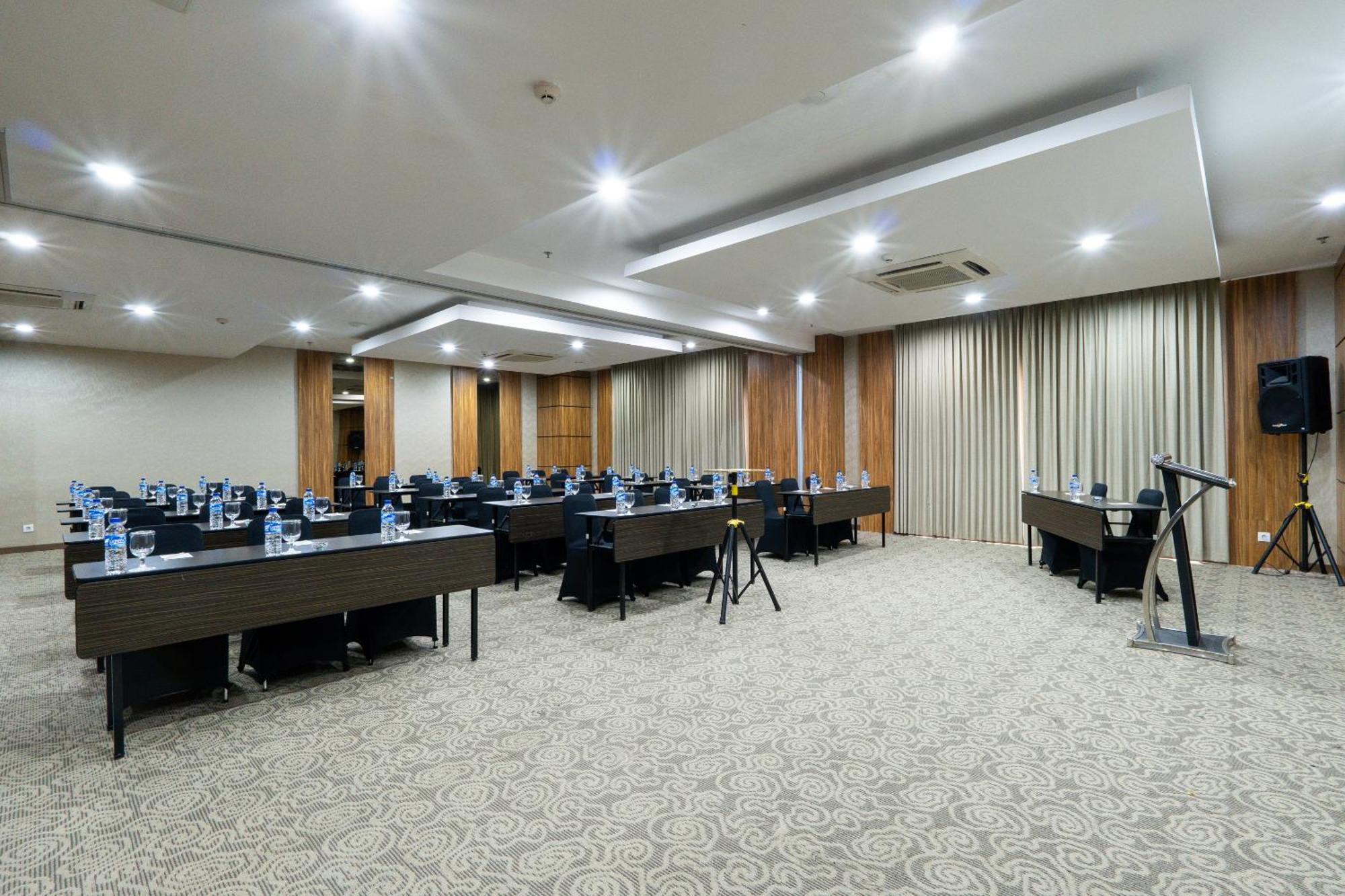 Grand Serela Yogyakarta Esterno foto